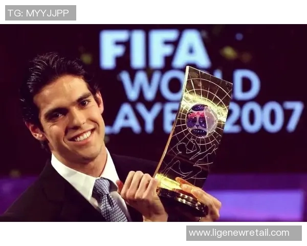 历史足球明星实力排行揭示传奇球员的巅峰表现与影响力分析