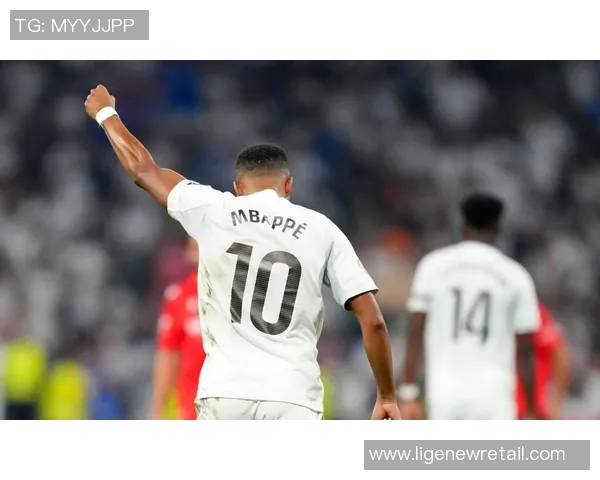 足球明星再陷风波此次被告身份揭晓引发广泛关注与热议 足球明星再陷风波此次被告身份揭晓引发广泛关注与热议