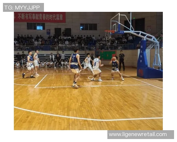 丹寨篮球明星的崛起与奋斗历程探索篮球梦想的青春故事